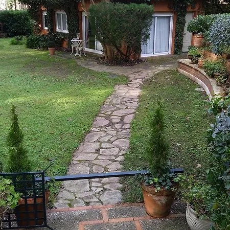 Alfonsina Apartment *